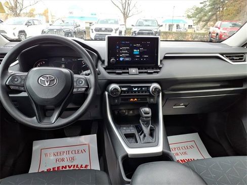 Used 2023 Toyota RAV4 XLE image 9
