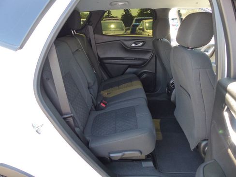 Used 2022 Chevrolet Blazer LT FWD image 56