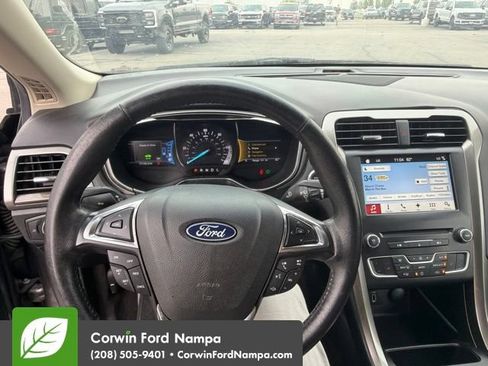 Used 2018 Ford Fusion Energi SE FWD image 8