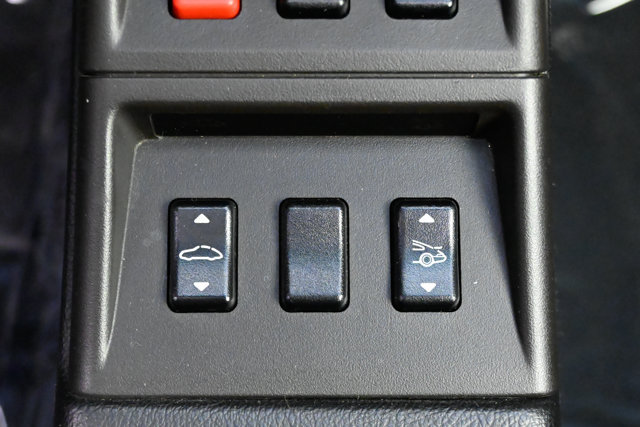 Used 1997 Porsche 911 Carrera RWD image 81