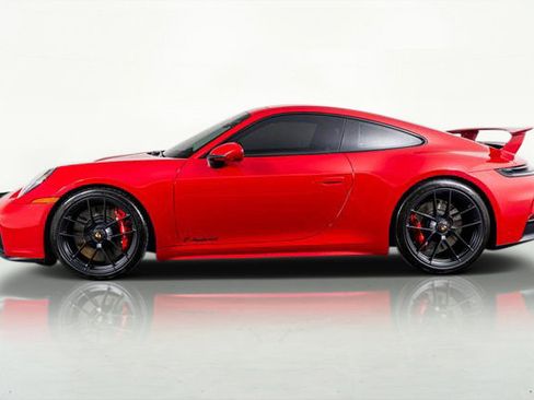 Used 2025 Porsche 911 Carrera 4 GTS image 16