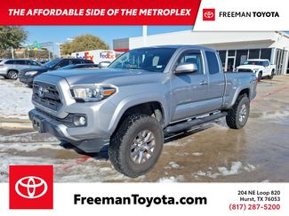 Used 2017 Toyota Tacoma SR5 video 1