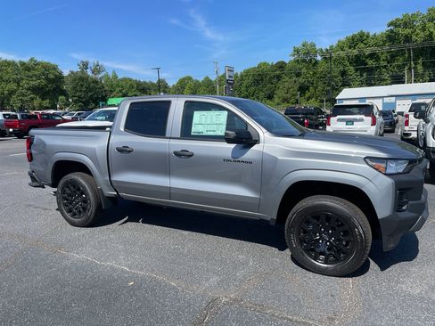 New 2026 Chevrolet Colorado W/T w/ WT Custom Package RWD image 2