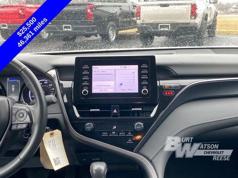 Used 2024 Toyota Camry SE image 17