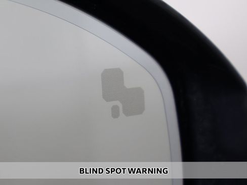 Used 2020 Land Rover Range Rover HSE image 7