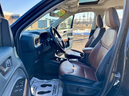 Used 2022 Ford Maverick Lariat w/ Equipment Group 500A Standard image 7