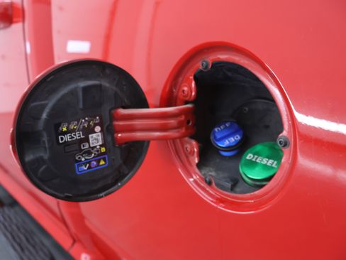 Used 2021 RAM 2500 Big Horn w/ Night Edition image 31