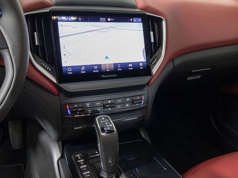 Used 2023 Maserati Ghibli GT RWD image 23
