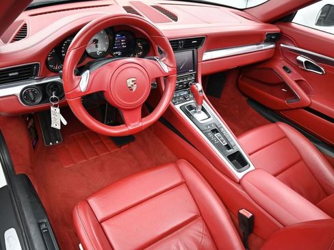 Certified 2013 Porsche 911 Carrera S RWD image 4