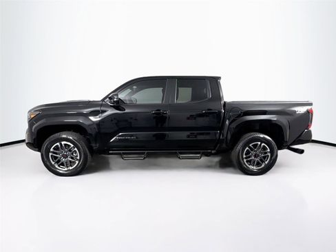 Certified 2024 Toyota Tacoma TRD Sport AWD/4WD image 13