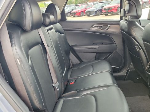 Used 2025 Kia Sportage EX FWD image 13