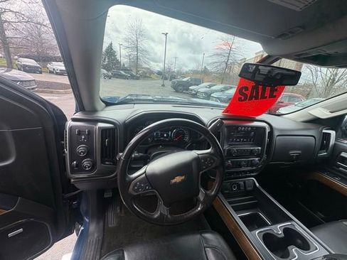 Used 2018 Chevrolet Silverado 1500 LTZ w/ Sport Package image 9