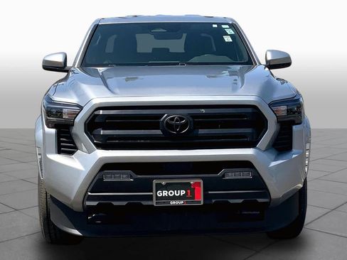 Used 2024 Toyota Tacoma SR5 AWD/4WD image 3