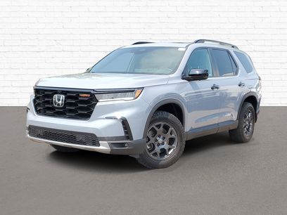 Certified 2025 Honda Pilot TrailSport