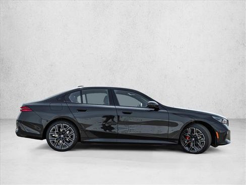 New 2027 BMW 530i xDrive AWD/4WD image 4