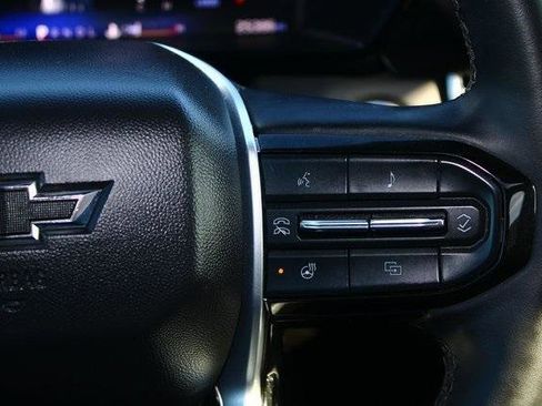 Used 2024 Chevrolet Colorado ZR2 w/ ZR2 Convenience Package III image 16