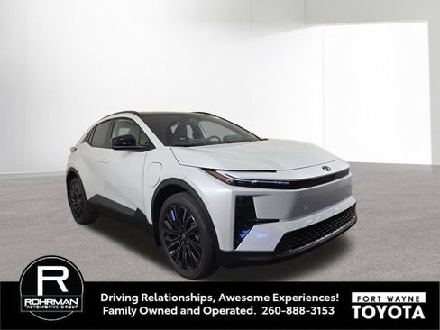 New 2026 Toyota C-HR AWD/4WD image 4