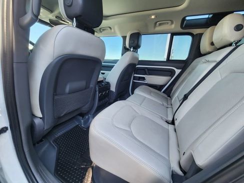 Used 2024 Land Rover Defender 110 SE AWD/4WD image 14