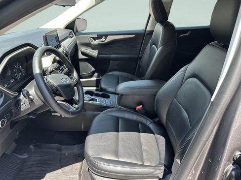 Used 2022 Ford Escape SEL AWD/4WD image 10
