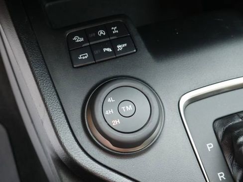 Used 2023 Ford Ranger Lariat w/ Tremor Off-Road Package image 26