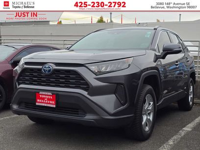 Used 2019 Toyota RAV4 LE w/ Carpet Mat Package