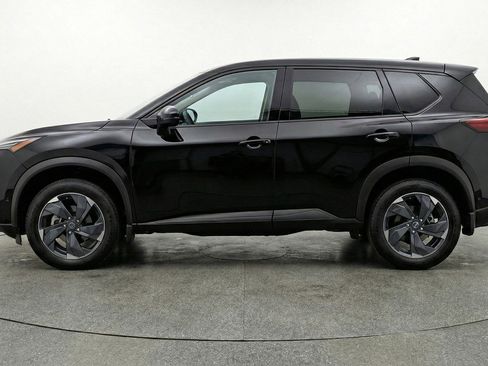 Used 2025 Nissan Rogue SV AWD/4WD image 5