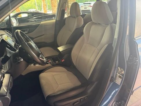 Used 2021 Subaru Forester Premium AWD/4WD image 20