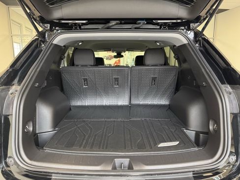 Certified 2025 Chevrolet Blazer LT w/ Midnight/Sport Edition image 26