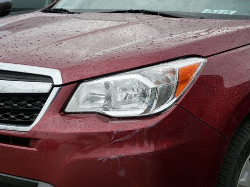 Used 2016 Subaru Forester 2.5i Premium w/ Popular Package #2 AWD/4WD image 4