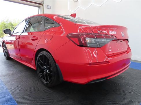 Used 2025 Honda Civic Sport image 9