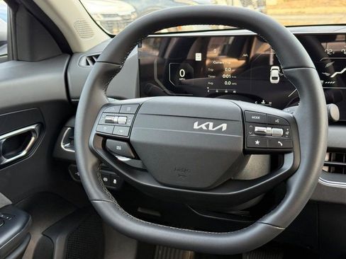 New 2025 Kia K4 GT-Line Turbo FWD image 8