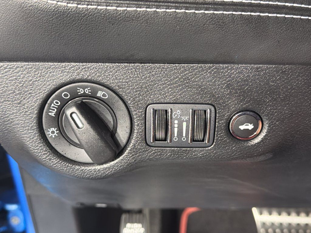 Used 2023 Dodge Challenger SRT Hellcat w/ Driver Convenience Group RWD image 14