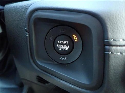 New 2025 Jeep Gladiator Rubicon image 24