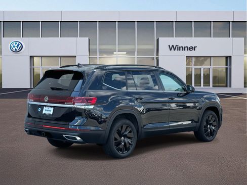 New 2026 Volkswagen Atlas SE image 6