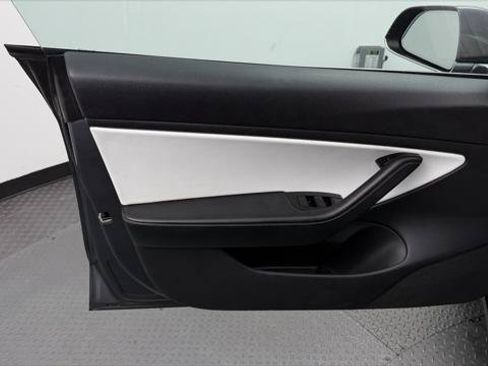 Used 2019 Tesla Model 3 Long Range AWD/4WD image 12