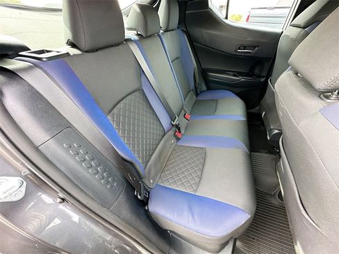 Used 2021 Toyota C-HR image 24