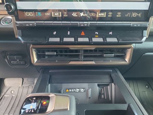 New 2025 GMC Hummer EV 3X AWD/4WD image 19