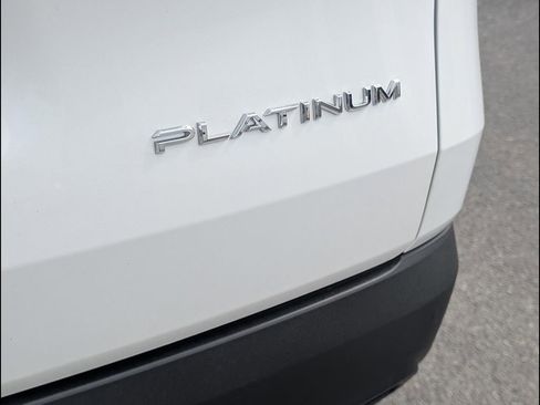 Used 2026 Toyota Grand Highlander Platinum image 23