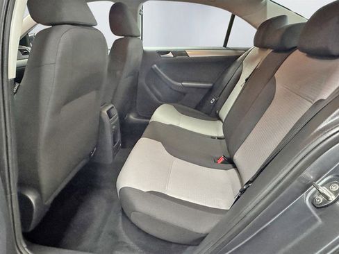 Used 2018 Volkswagen Jetta S w/ Cold Weather Package image 20