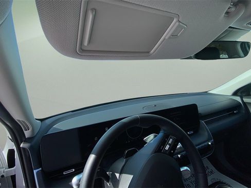 Certified 2025 Hyundai Ioniq 5 SEL image 11