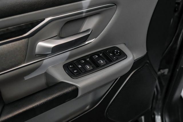 Used 2019 RAM 1500 Big Horn AWD/4WD image 40