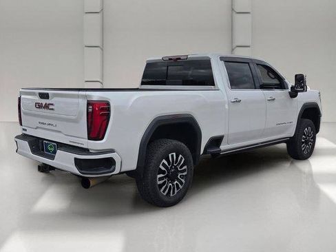 Used 2024 GMC Sierra 2500 Denali w/ Technology Package AWD/4WD image 5