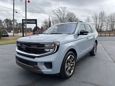 Certified 2025 Ford Expedition King Ranch image 2