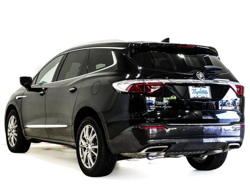 Used 2022 Buick Enclave Essence w/ Experience Buick Package AWD/4WD image 9