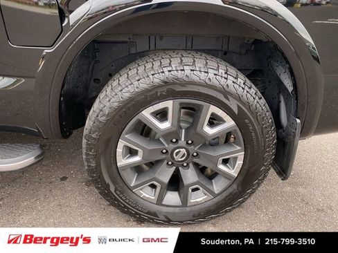 Used 2021 Nissan Titan Platinum Reserve w/ Moonroof Package AWD/4WD image 36