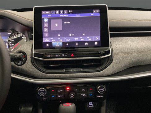 New 2026 Jeep Compass Latitude AWD/4WD image 13