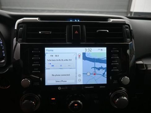 Used 2024 Toyota 4Runner TRD Off-Road Premium image 17