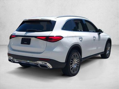 Used 2023 Mercedes-Benz GLC 300 image 5
