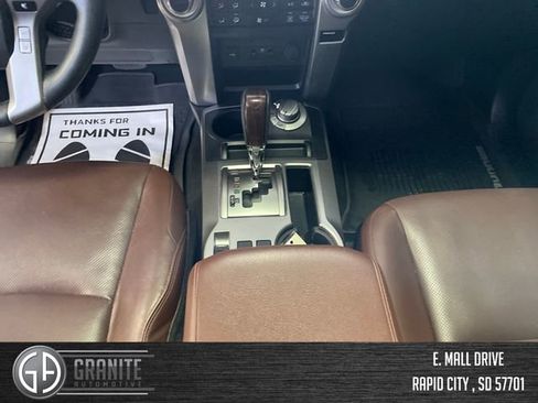 Used 2020 Toyota 4Runner Limited AWD/4WD image 19