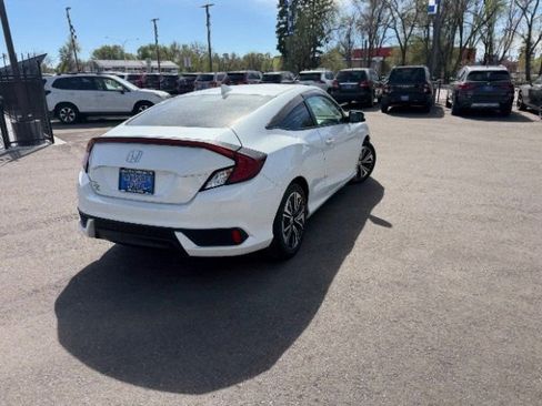 Used 2017 Honda Civic EX-T image 10
